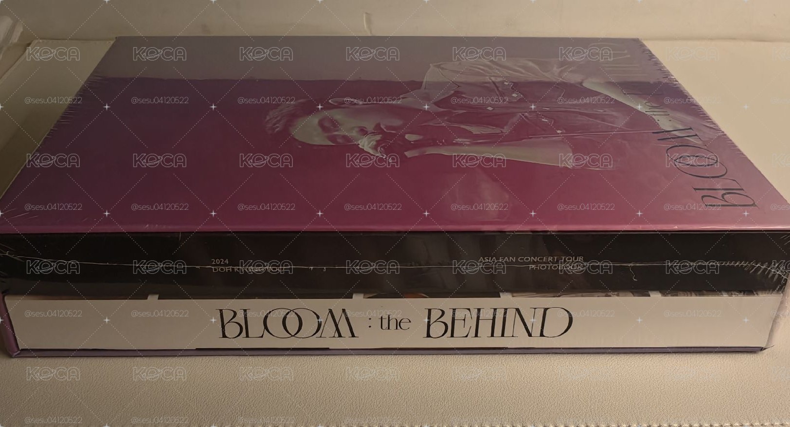 都敬秀D.O. 2024[BLOOM : THE BEHIND] 亞巡幕後寫真集