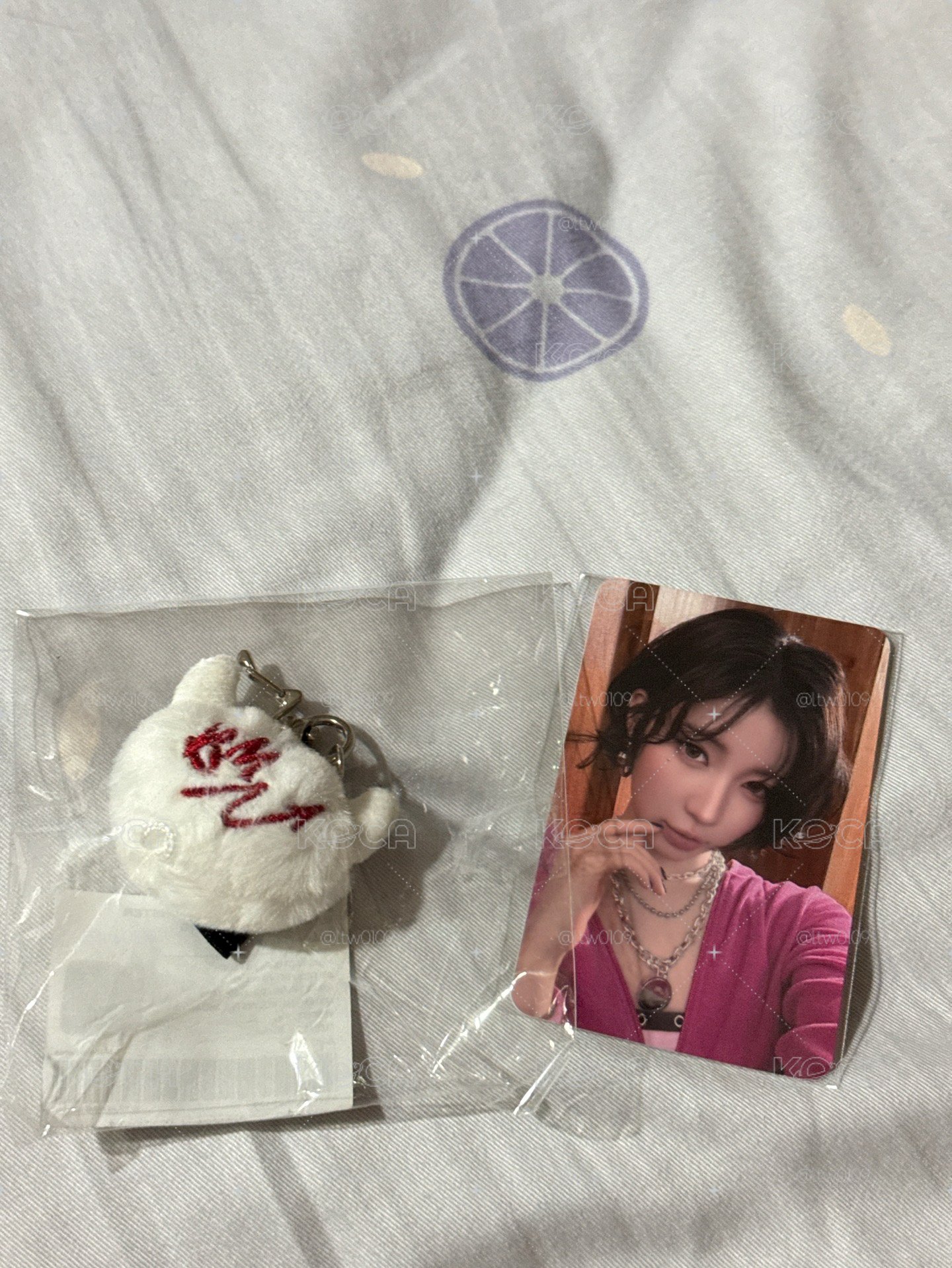 choom毛絨白球吊飾