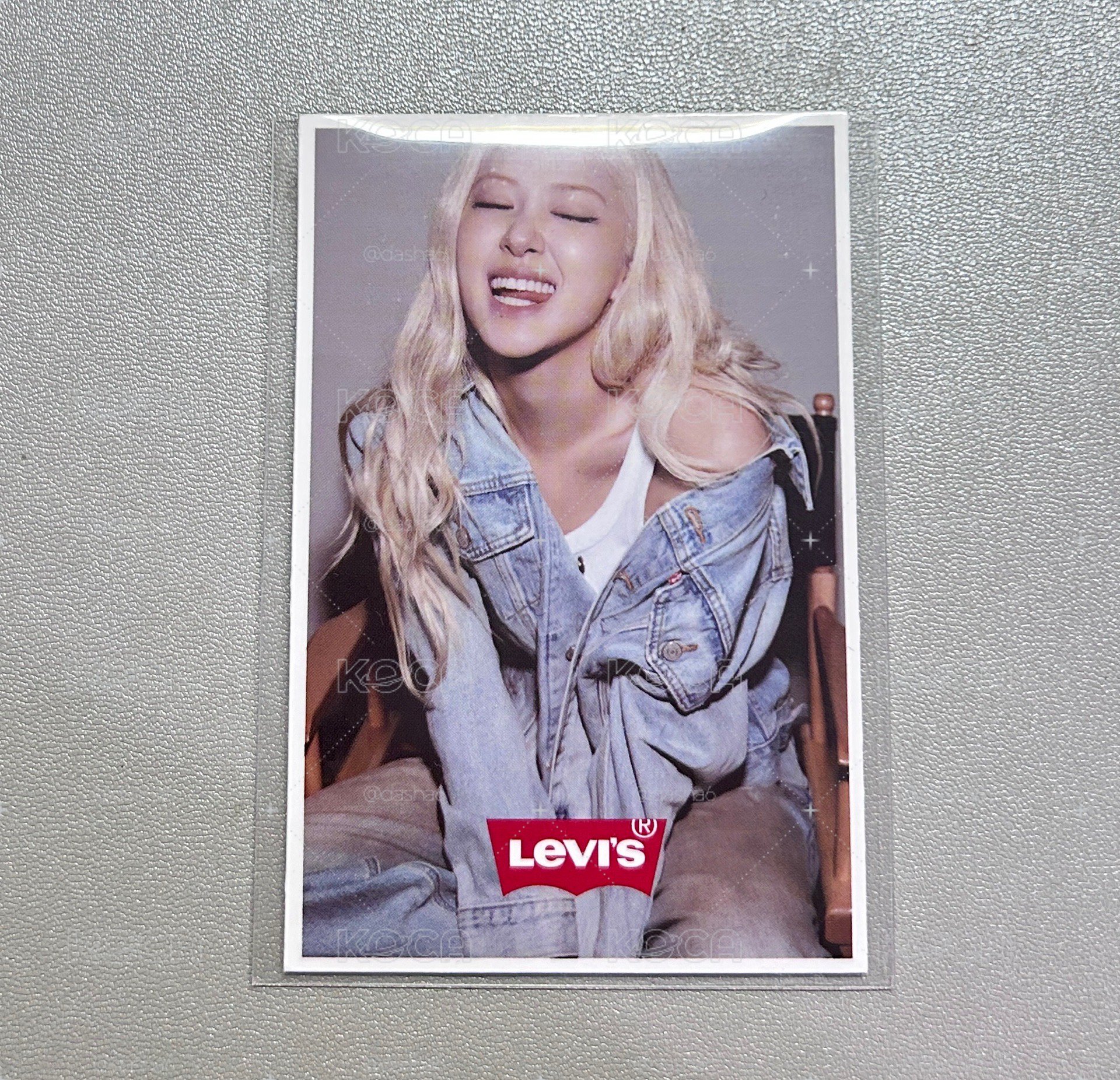 Rosie Levi’s 代言卡