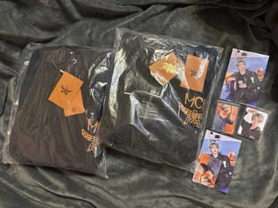 🫡現貨 MCM x MINGI 旼琦 fix on 聯名外套/連帽外套 XL號（over size🤟🏻）