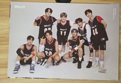 威神V 2020 年曆 A4 大卡