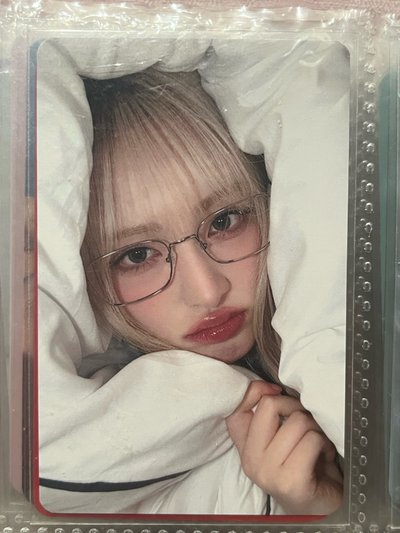 IVE 金志垣 Liz 棉被栗小盤