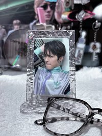 抿嘴安安