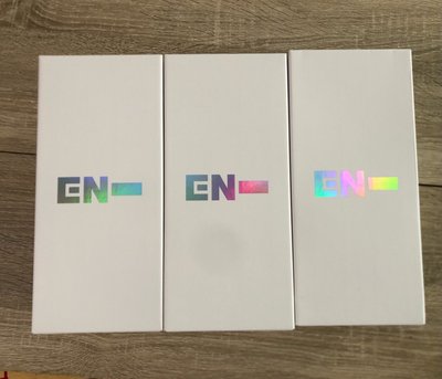 (現貨）Enhypen全新二代手燈 手燈套