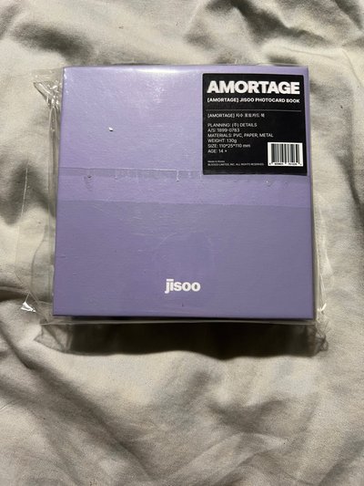 Jisoo AMORTAGE卡冊 全新未拆