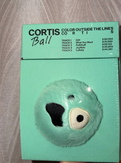 Cortis迷1球專全新未拆