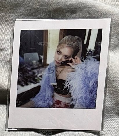 Rosé拍立得3