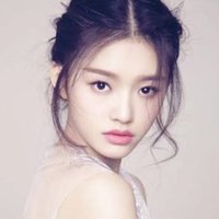 林允