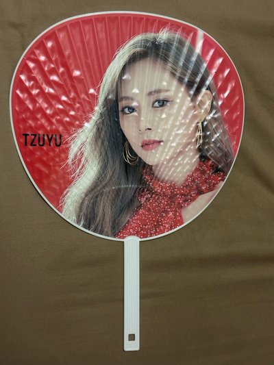 TWICE TZUYU 2019 3rd World Tour ”TWICELIGHTS” 三巡 扇子