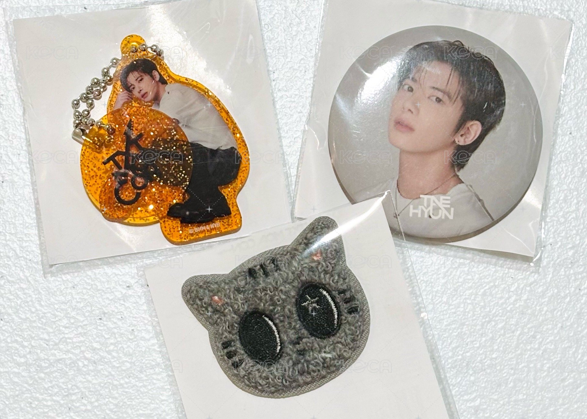 太顯SET(吊飾+徽章+松喵布貼)