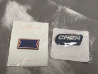 伯賢 徽章