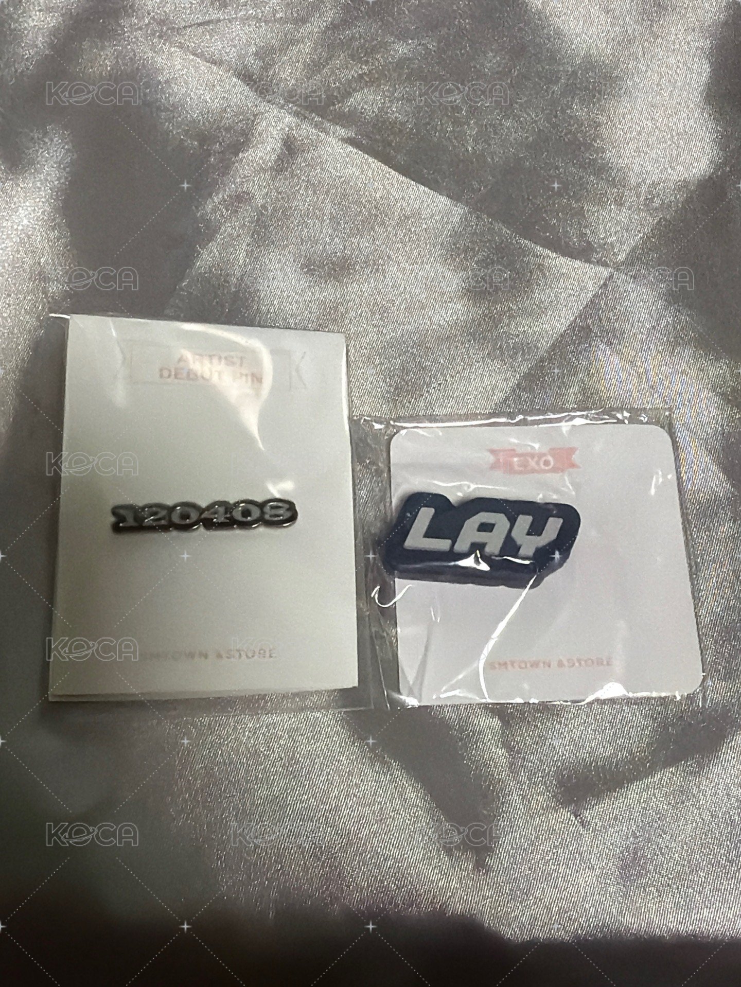 出道日 徽章+LAY 充電線裝飾