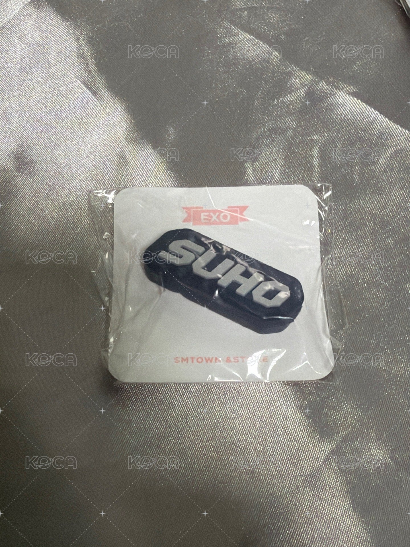 SUHO 充電線裝飾