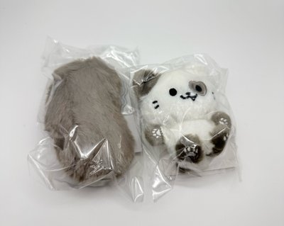 現貨 ITZY 三巡 日場 禮志 坐姿娃 尾巴 徽章 立牌