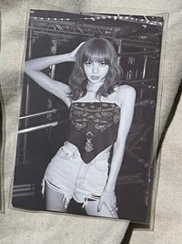 卡冊黑白摸頭莎