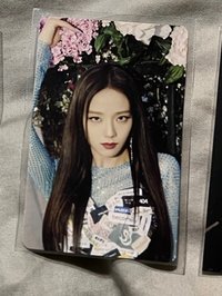Jisoo solo專輯卡
