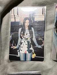 Jisoo solo卡