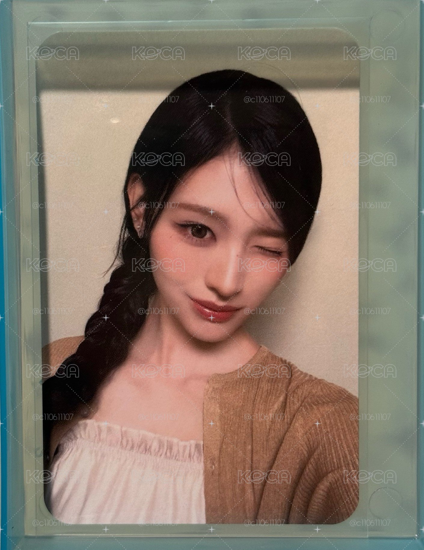 HOLLYS 代言卡 minami