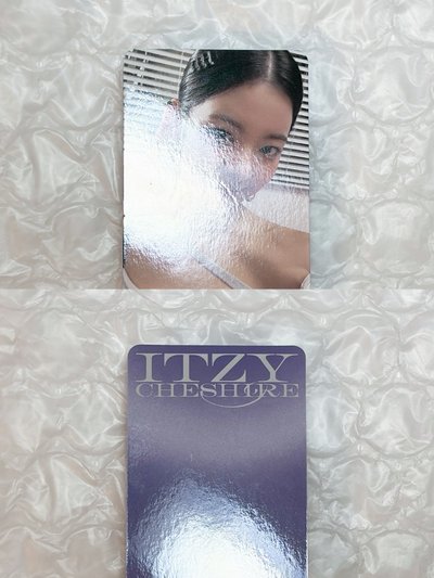 CHESHIRE limited ver. 專輯卡