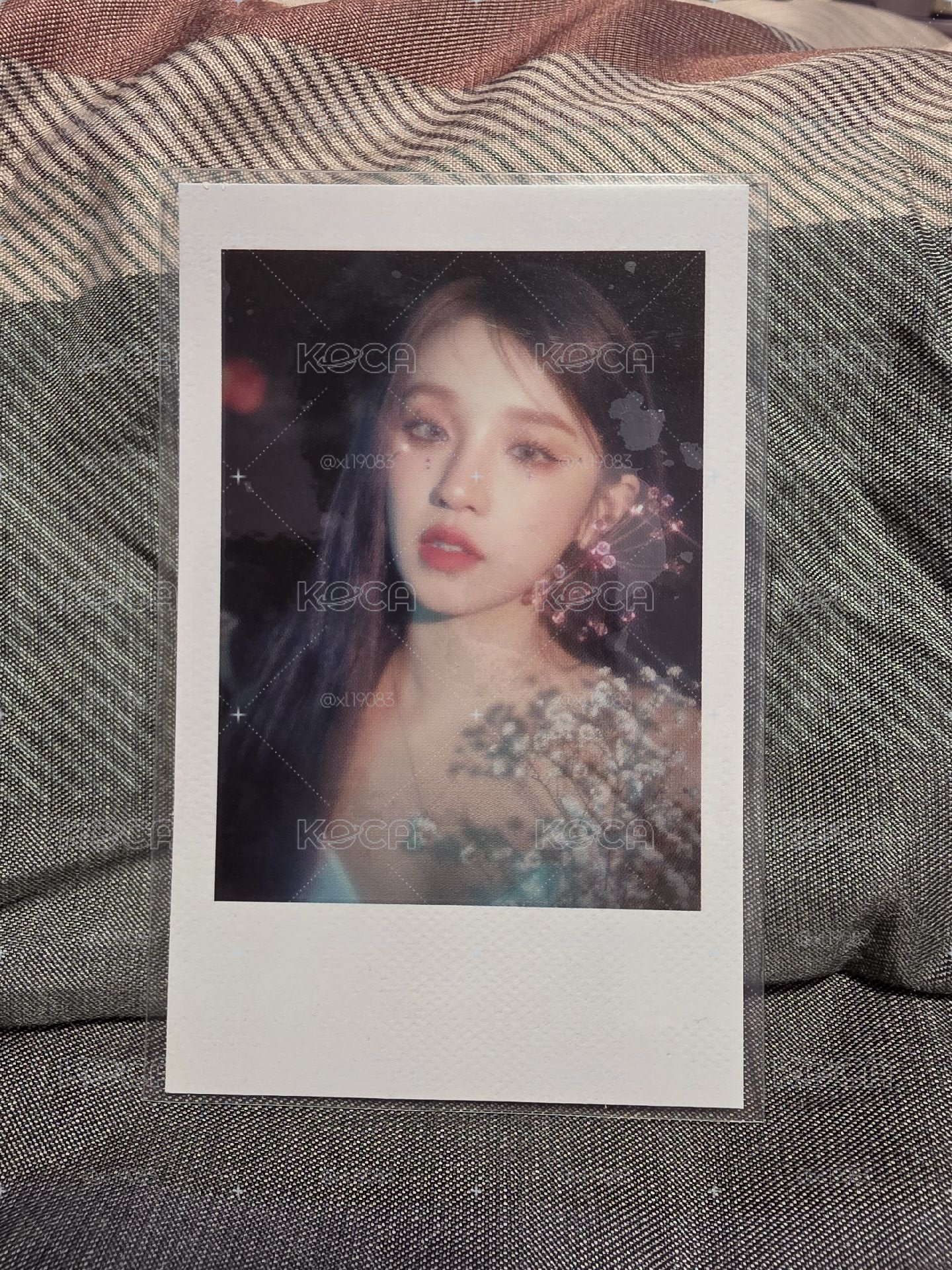 i-dle YUQI拍立得
