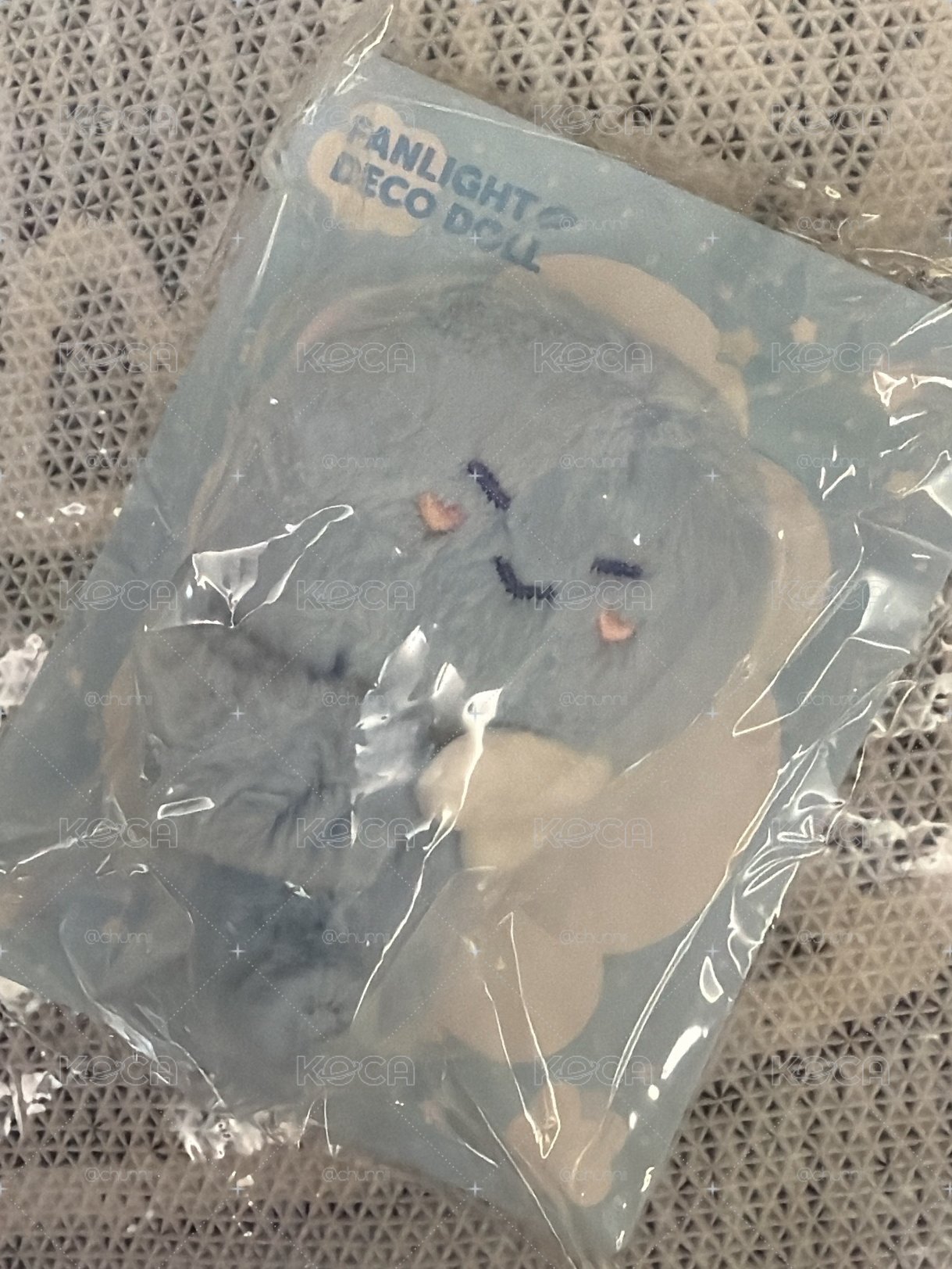 雲 手燈娃未拆
