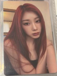黑衣女友雜誌卡