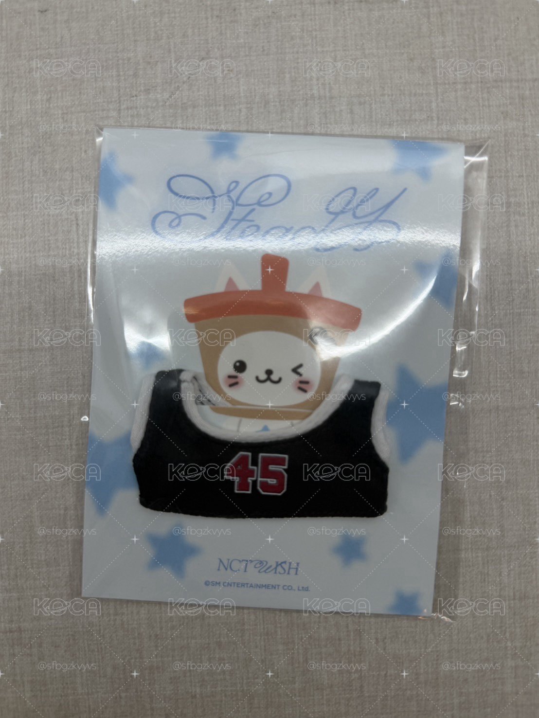 Yushi  steady 快閃 娃衣 含卡