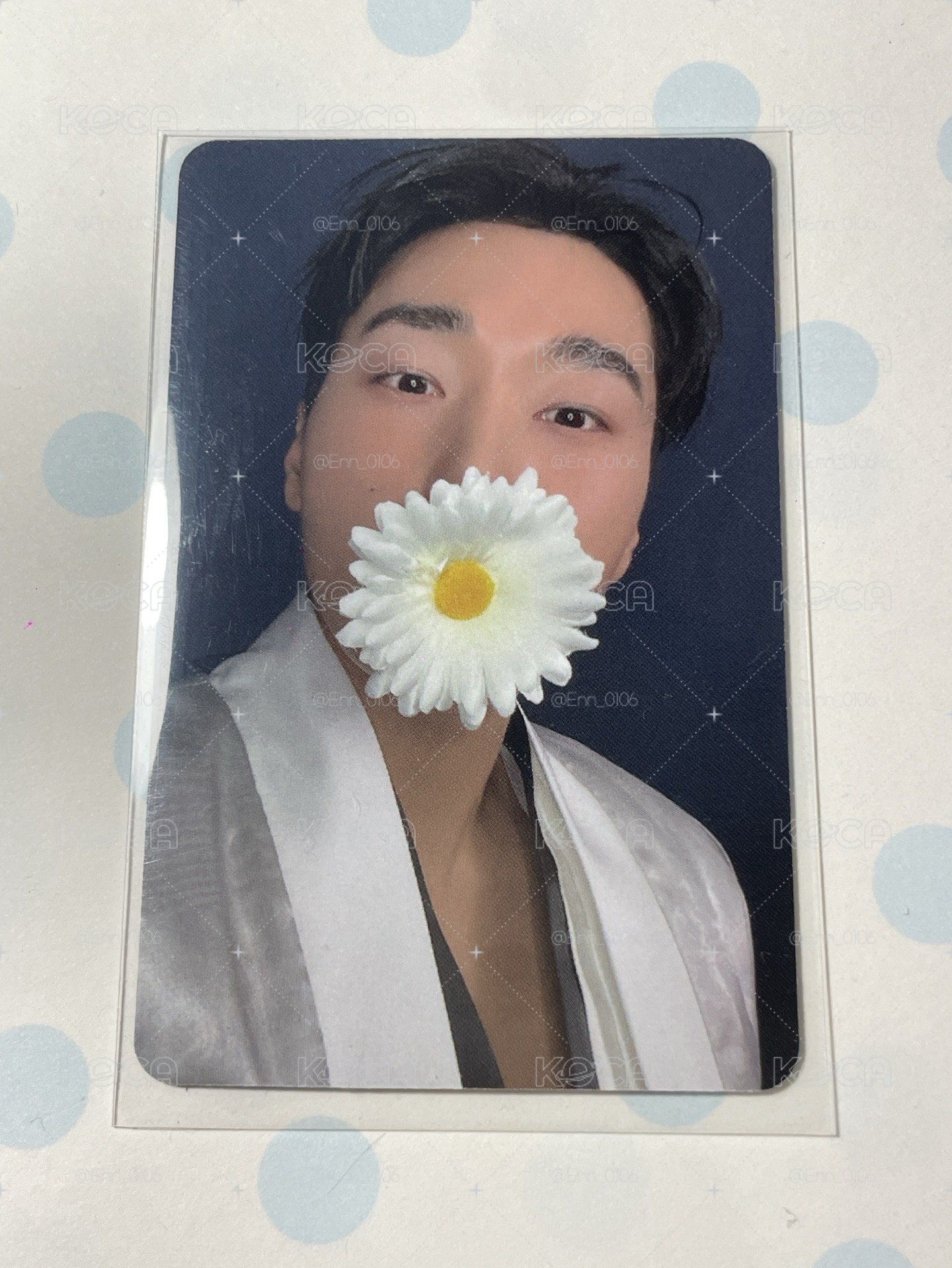 咬花傘