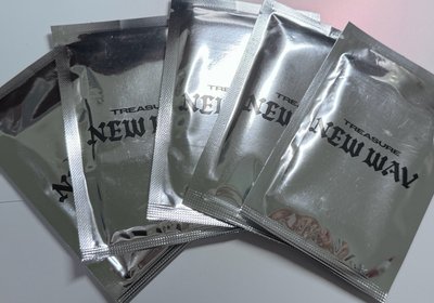 寶石盒衣服、卡、吊飾