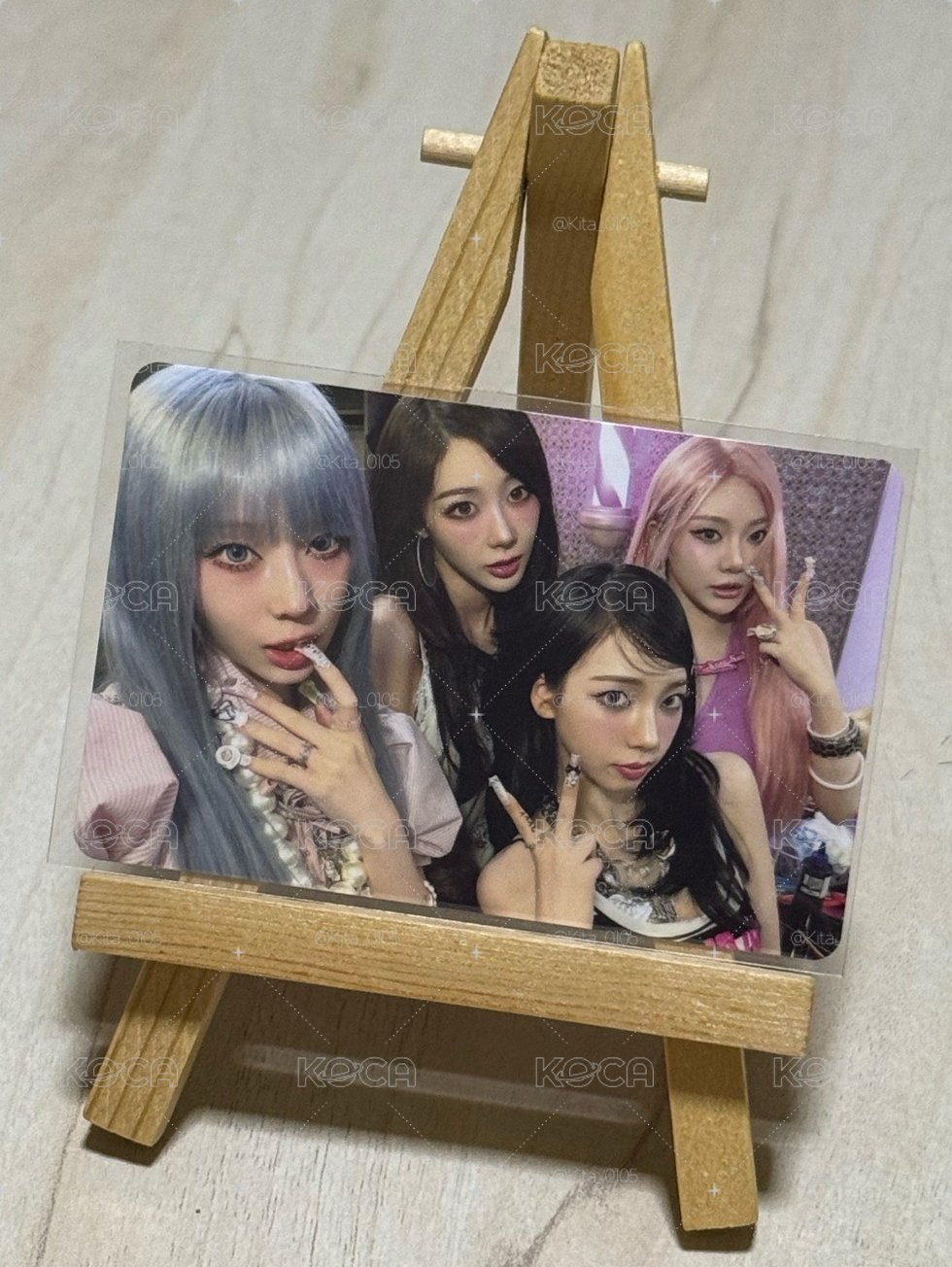 KISS N TELL Limited Edition 團卡