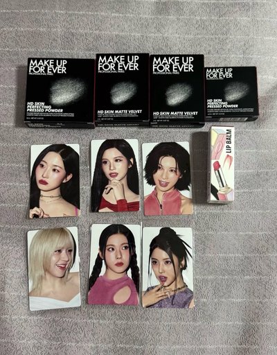 Make Up For Ever 代言卡一套中背