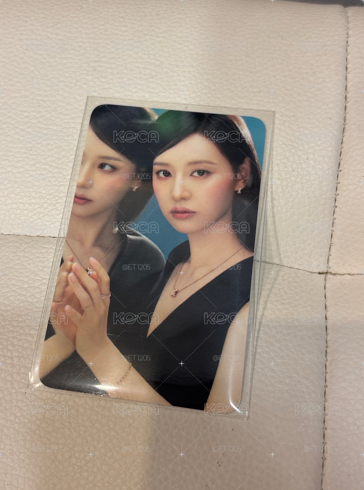 金智媛Stone Henge小卡