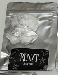 潦草雪白菲