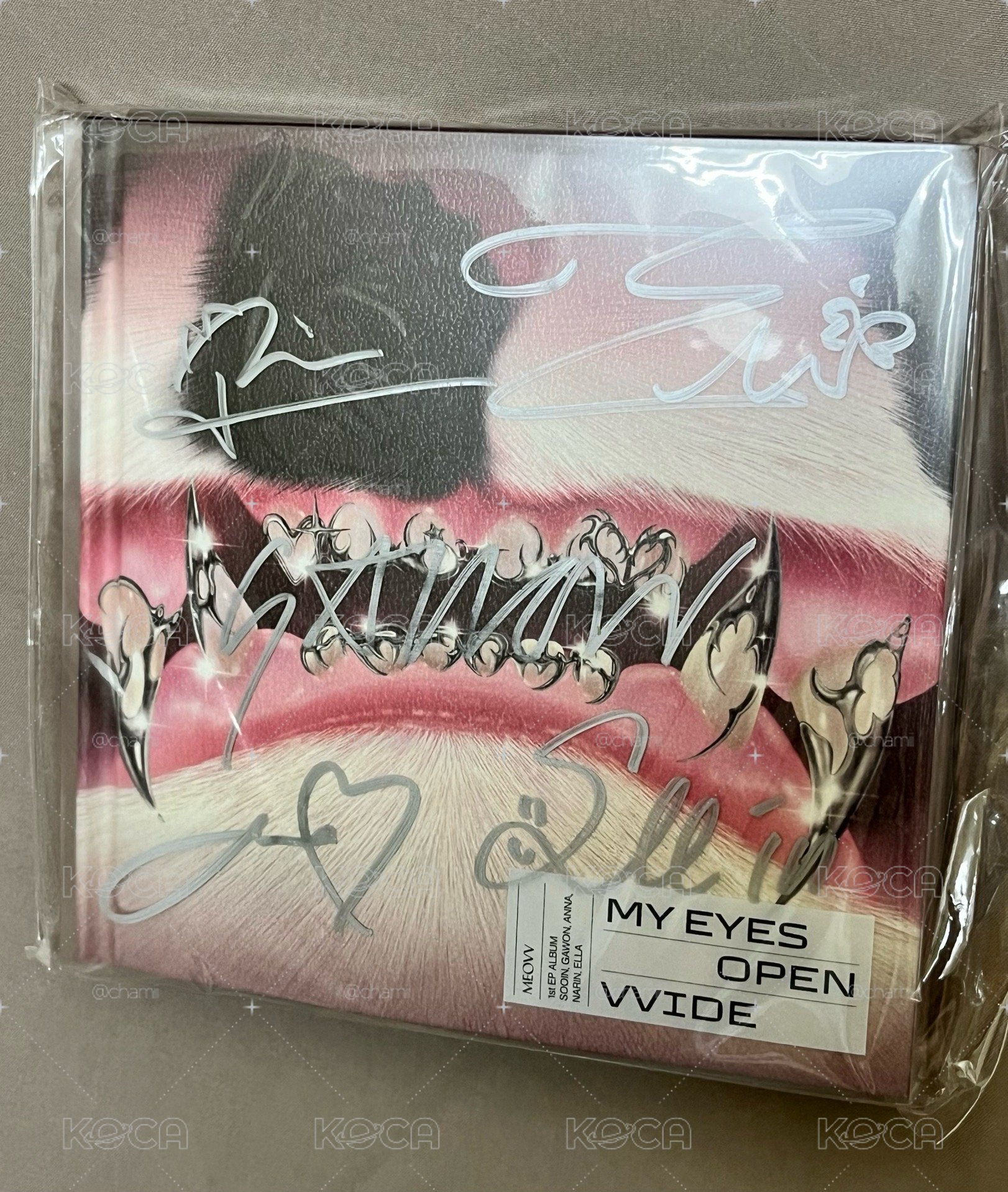 MEOVV親簽+K4預售特典