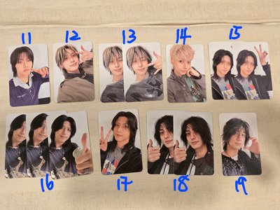 Xdinary Heroes DEAD AND專卡