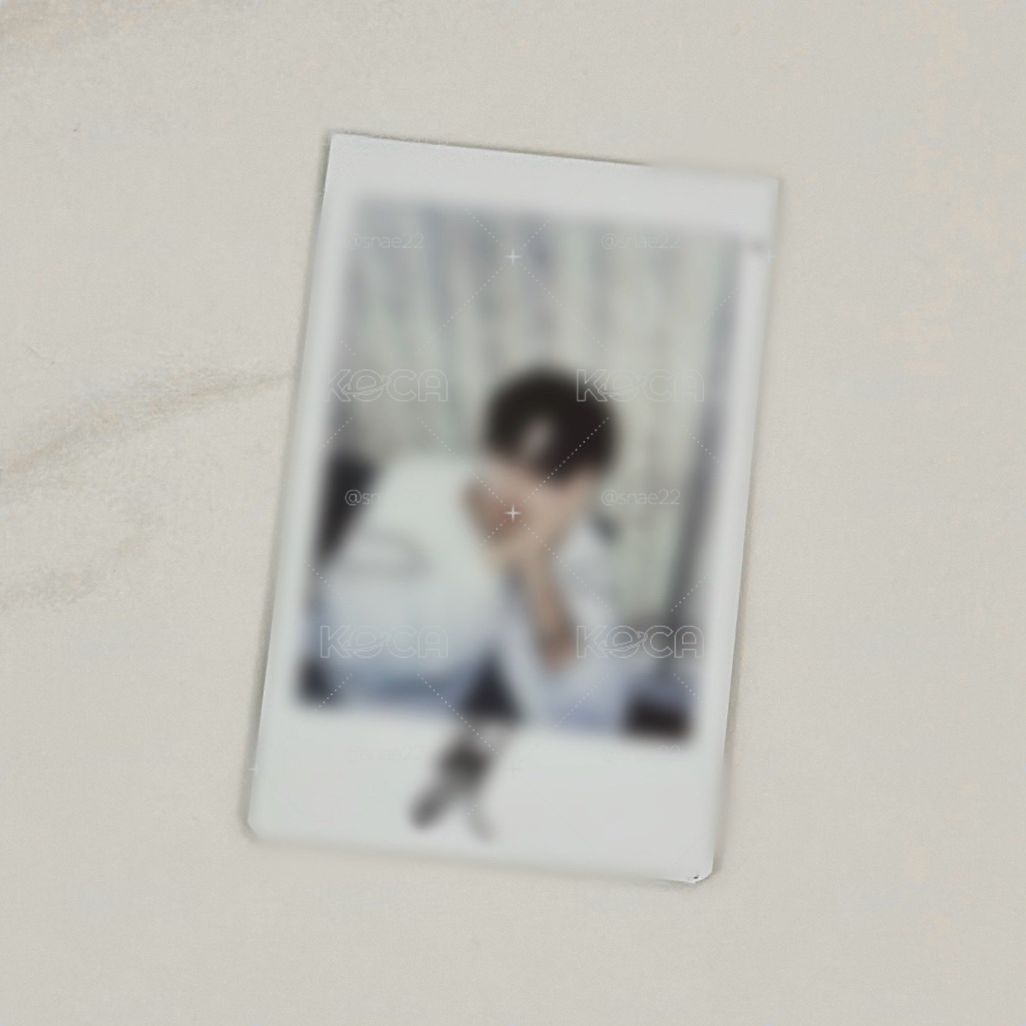 idntt id4 TAEIN 未公開親簽拍立得