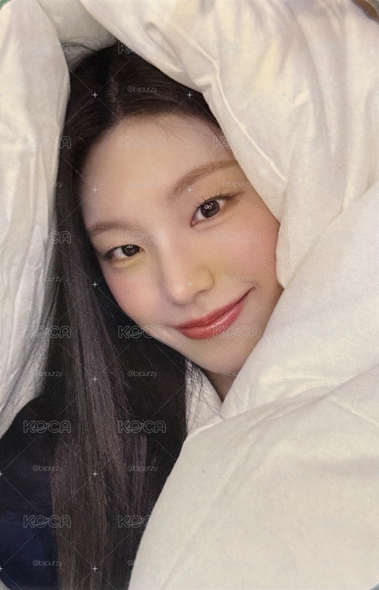 ITZY 棉被志中背