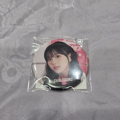 TWICE 彩瑛 五巡 徽章
