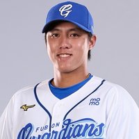 王君佑