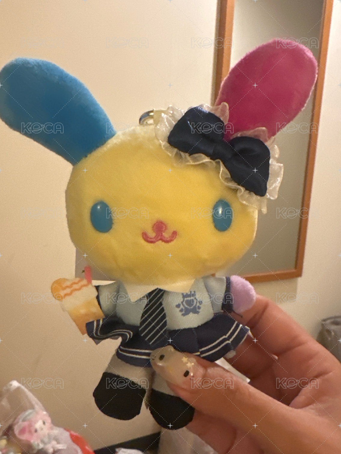 制服花小兔