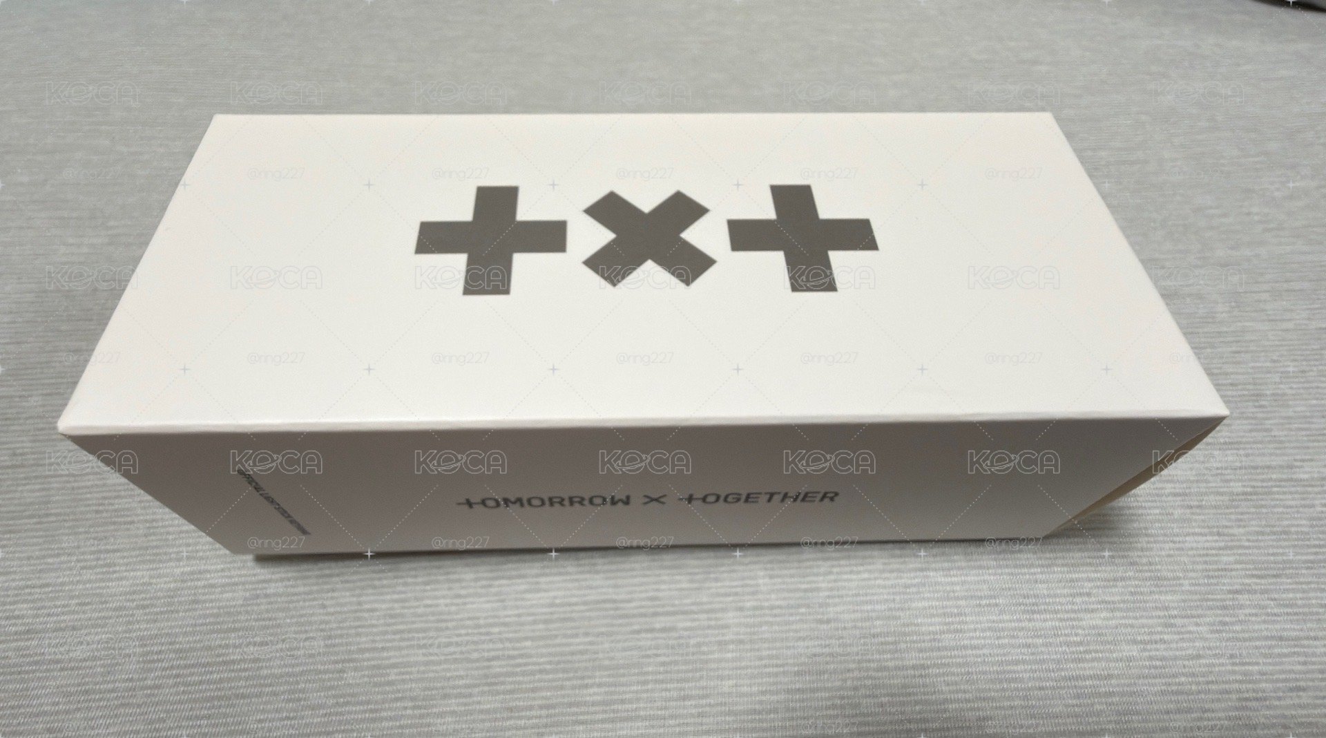 [現貨/24小時內出貨］TXT 二代手燈、小手燈吊飾