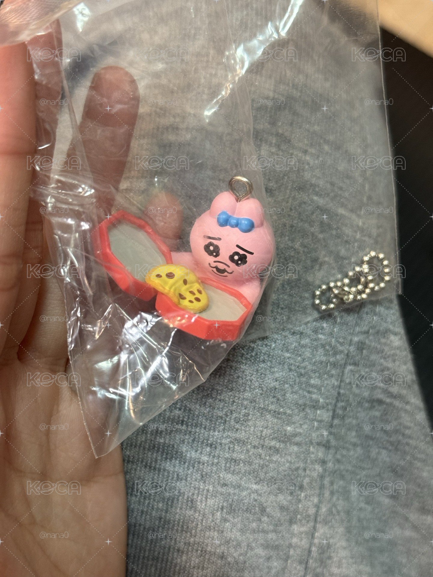 披薩內褲兔吊飾