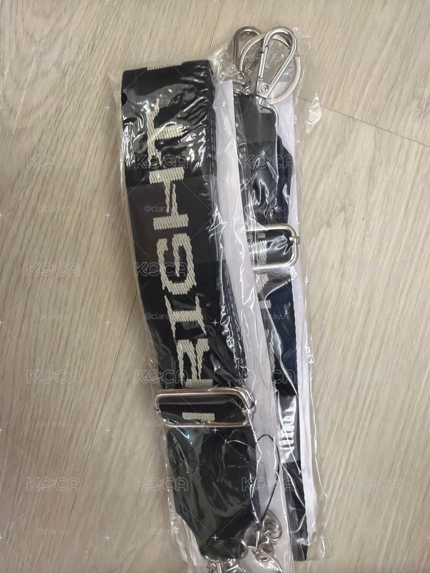 RIGHT HERE背帶 全新未拆