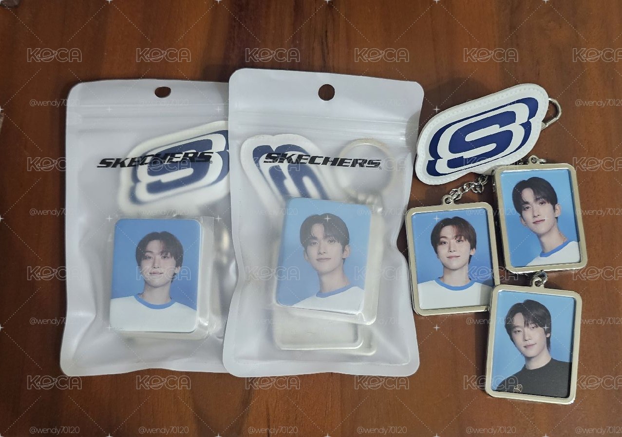 碩寛燦 SKECHERS 證件照吊飾