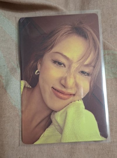 2024 HWASA SEASON'S GREETINGS " MY BRIGHT DAY " 年曆卡 