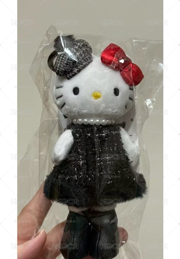日本限定冬日貴婦長腿Kitty吊飾（白皮/小香風/貝蕾帽/珍珠/長腿）