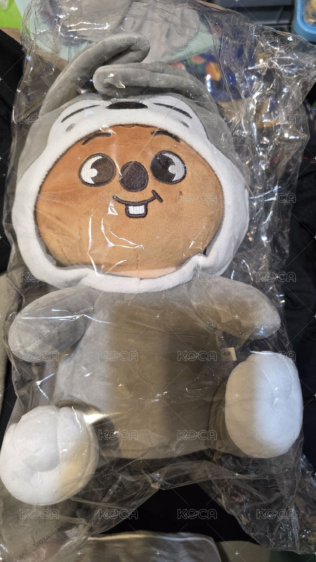 闊卡本體燦狼皮娃