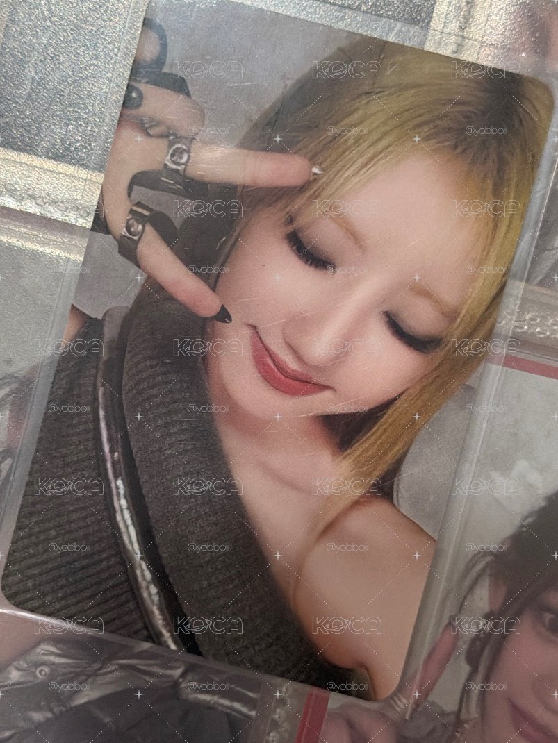 萌萌閉眼藍