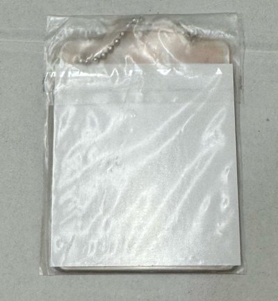 日巡證件照卡套未拆
