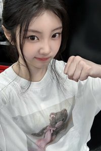 滿1000隨機送周邊或是卡